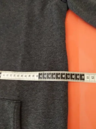 4 chaquetas con capucha T 14-16 años