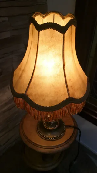 Lámpara de mesa vintage