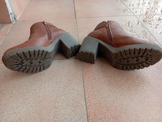 Botines marrones con tacón