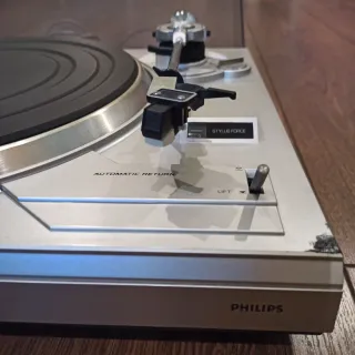 Tocadiscos Philips Synchro Drive F7112