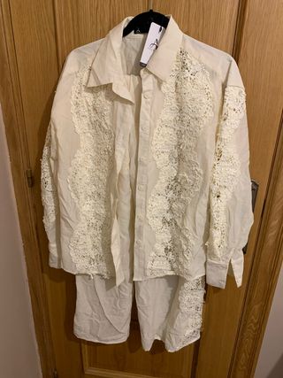 Traje Anewsta Beige/Blanco Encaje