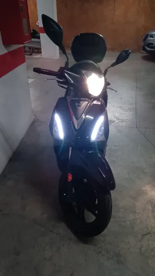 Sym Symphony 200i ST 2021 con baúl