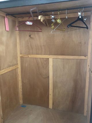 Armario madera espejo cajones