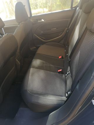 Peugeot 308 1.6 BlueHDi 120cv 2017 | 123.000 km |