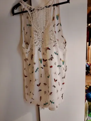 Camiseta tirante con estampado de insectos