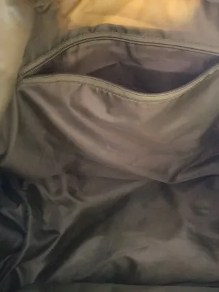 Bolso de viaje verde y amarillo