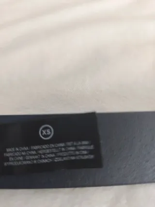 Cinturón azul talla XS con hebilla dorada