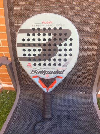 Pala de pádel Bullpadel Flow Pro