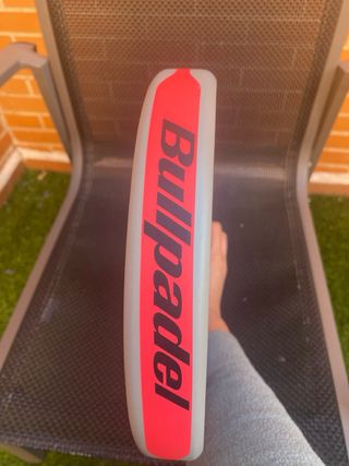 Pala de pádel Bullpadel Flow Pro