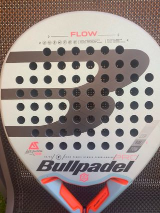 Pala de pádel Bullpadel Flow Pro