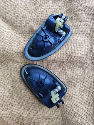 Puxadores Porta Clio II (2 unidades)