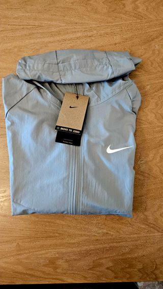 Chaqueta Nike Miler impermeable Talla M