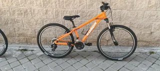 Bicicleta de Montaña Naranja