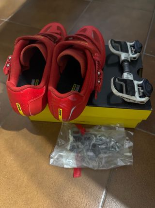 Zapatillas Mavic talla 42,5 y Pedales look
