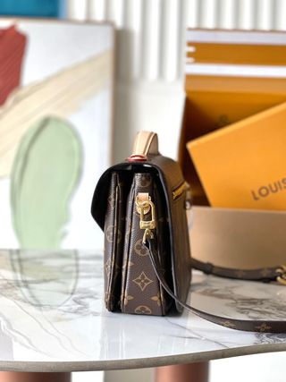 Bolsa Louis Vuitton Metis Monogram