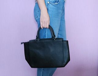 Bolso negro Stradivarius de mano