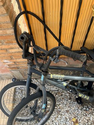 2 bicicletas BMX