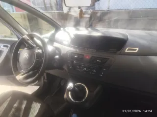 Citroen Grand C4 Picasso 2012