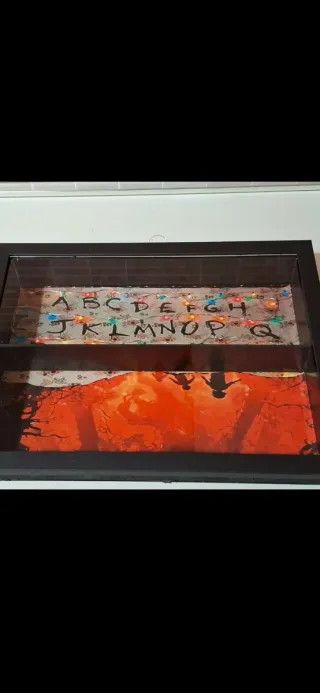 Espositore stranger things nuovo