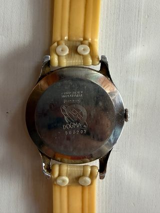 Reloj Dogma Prima Unisex Dorado