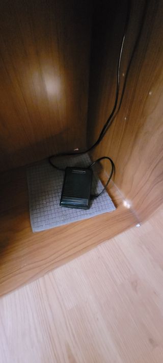 Máquina de coser Singer+mueble