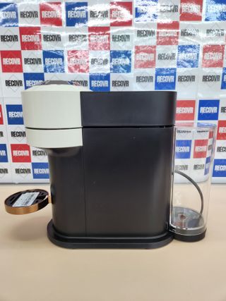 Cafetera Automática de Cápsulas con Sistema de Preparación con un Solo Toque, ENV120.W, Blanco Nespresso Vertuo Next Máquina de Café y Espresso con WIFI y Bluetooth Integrados