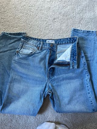 Pantalón vaquero Zara mom fit
