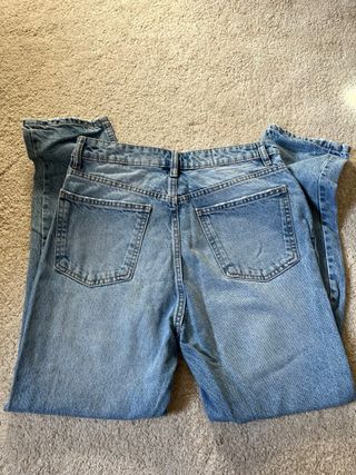Pantalón vaquero Zara mom fit