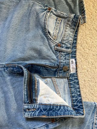 Pantalón vaquero Zara mom fit