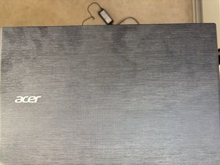 Portátil Acer Aspire E 15 E2-7110 4GB RAM 500GB HD