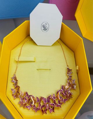 Collar Swarovski Lilia Mariposas Dorado Rosa
