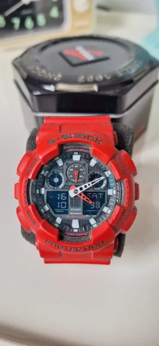 Reloj G-Shock Rojo y Negro