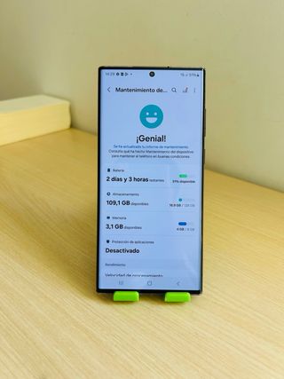 Samsung Galaxy S22 Ultra 5G viola