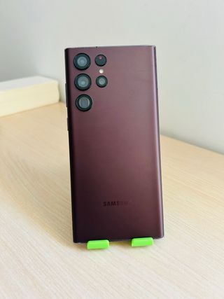 Samsung Galaxy S22 Ultra 5G viola