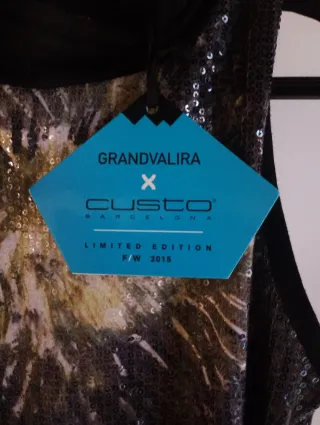 Camiseta Custo Talla S Lentejuelas