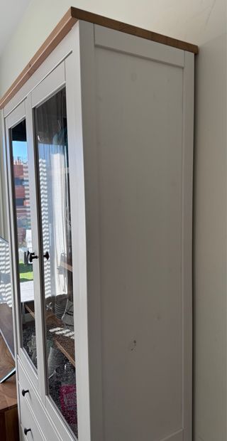 Vitrina Ikea Hemnes Madera y Cristal