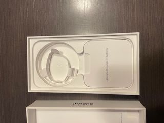 Caja iPhone 15 Negro 256GB