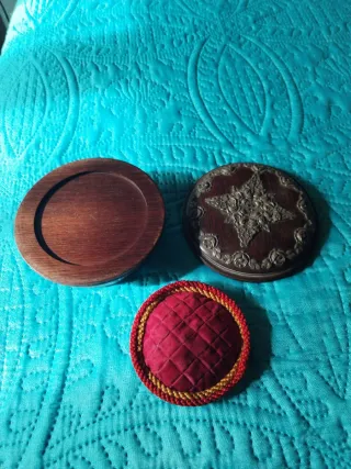 Caixa redonda madeira com estanho