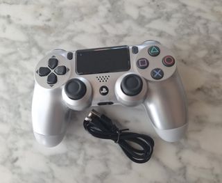 Mando PS4 Plata