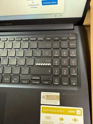 Computer portatile SSD ASUS VivoBook X1504VA da 512 GB