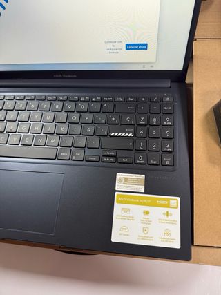 Computer portatile SSD ASUS VivoBook X1504VA da 512 GB