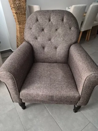 Sillón tapizado tela