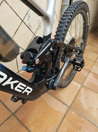 Bicicleta e-mtb NEAT RR SL.