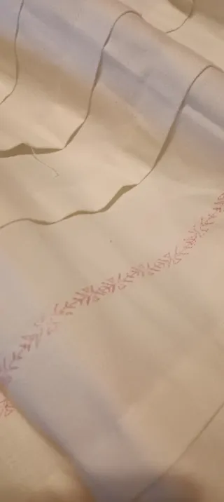 Enagua Baturra con puntilla antigua de bolillos