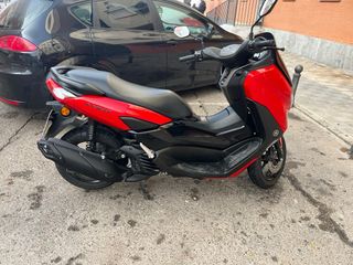 Yamaha NMAX 125 - !Como Nueva! No negociable 2500€