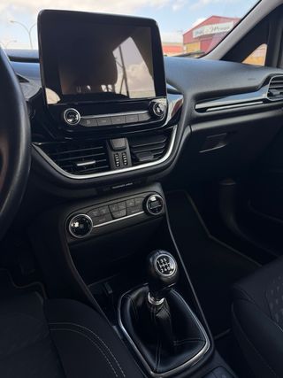 Ford Fiesta titanium 2017
