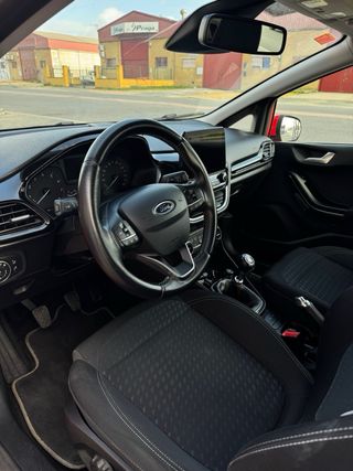 Ford Fiesta titanium 2017