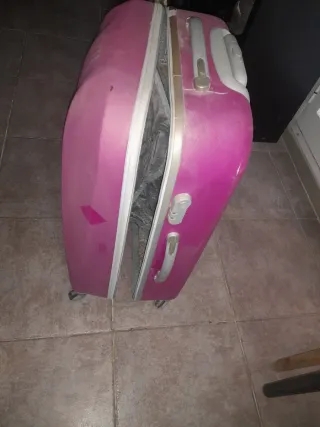 Maleta grande con ruedas rosa