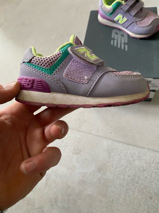 New Balance Scarpe Bambina Viola/Verde Tg. 22.5