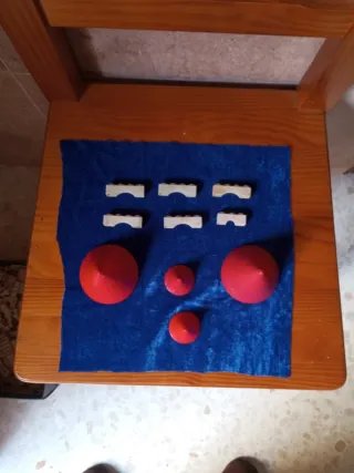 Exin Castillos Piezas y Conos Rojos